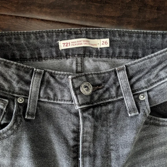 Distressed Grey Levi High Rise Skinny - Picture 6 of 8